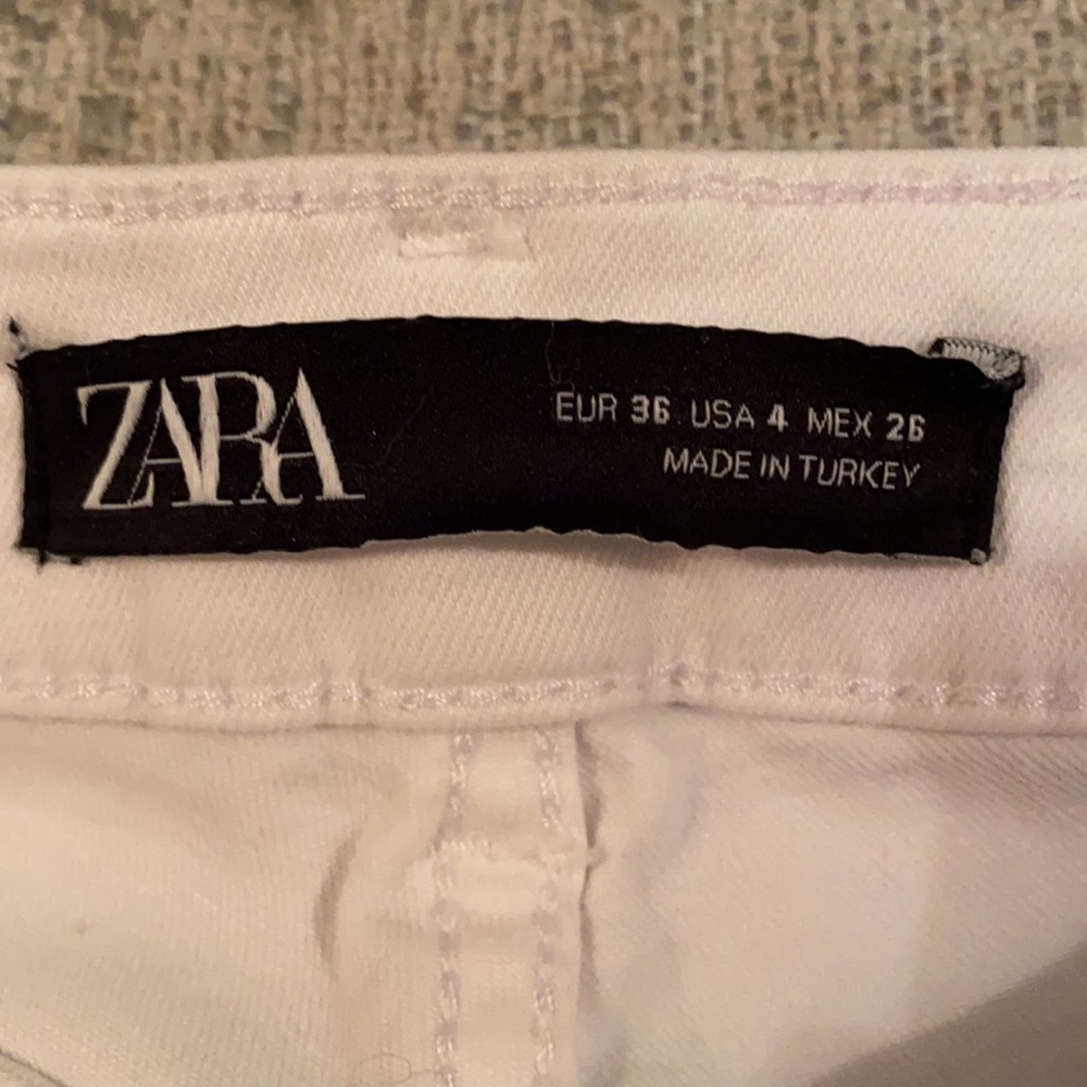 Jeans - Picture 3 of 3